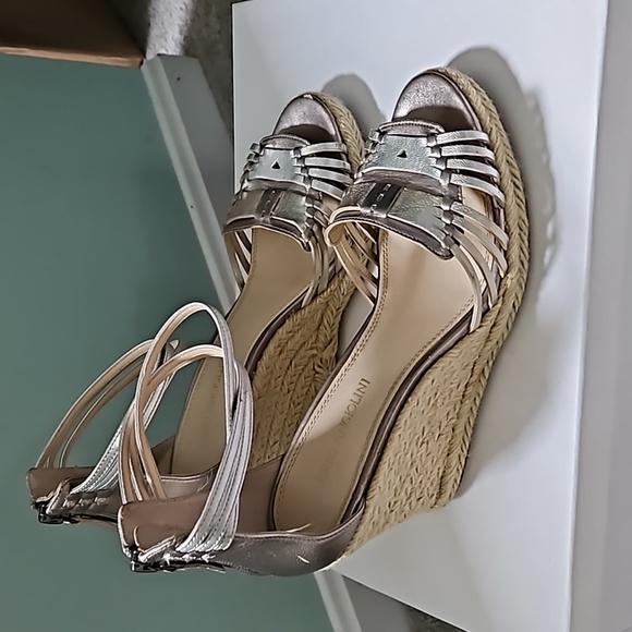 Enzo Angiolini ankle strap high heel sandals - Picture 2 of 5